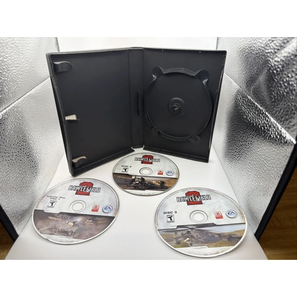 Battlefield 2 PC CD-ROM Game – Complete w/ Case – EA Games